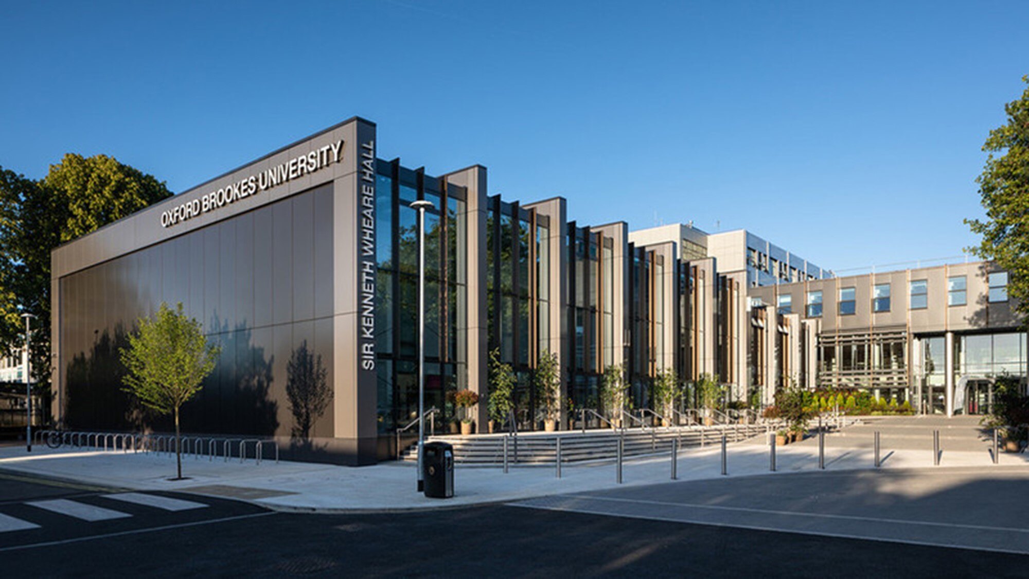 SMS ENVIRONMENTAL TRIUMPHS WITH WATER HYGIENE CONTRACT AT OXFORD BROOKES UNIVERSITY